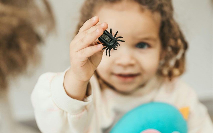 Names That Mean Spider for Girls