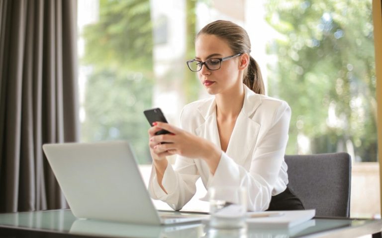 The Smartest Ways to Use AI for Profit-Boosting Business Analytics