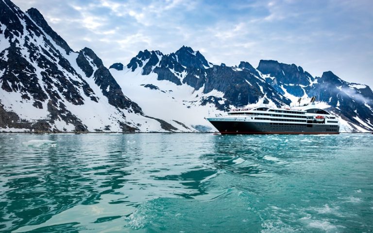How to Prepare for an Arctic Cruise: A Complete Traveler’s Guide