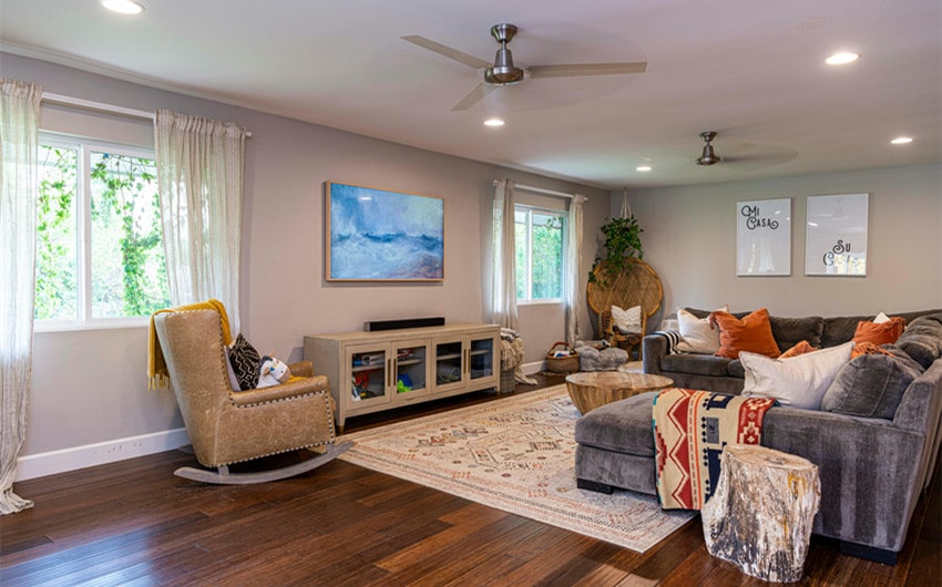 Well decorated living room