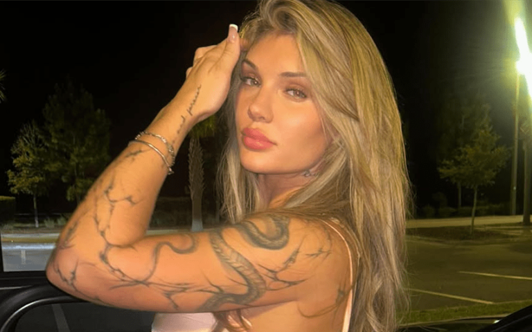 Alaina Ellis OnlyFans: All-Natural Allure, Unfiltered Confidence, and Magnetic Content