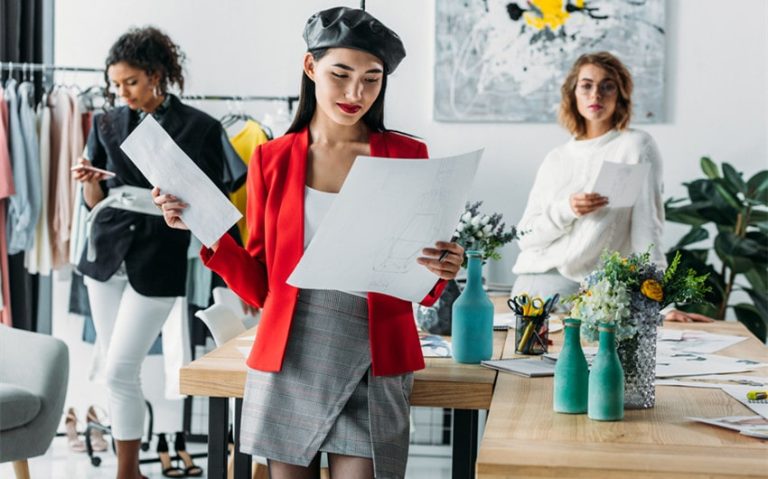 From Runways to Runways: Mastering the Art of Blending Business, Travel, Fashion, and Lifestyle