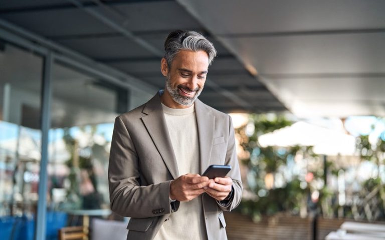 How to Dress on the First Date as an Older Man