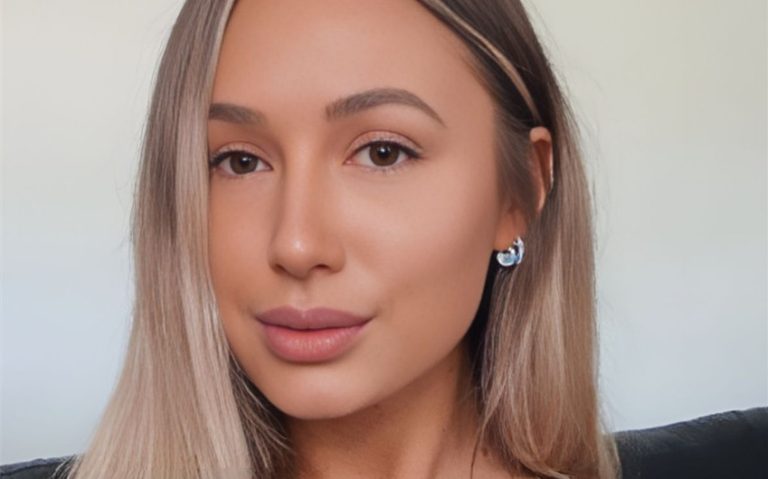 How Holly Brougham Built Her Online Influence Beyond OnlyFans