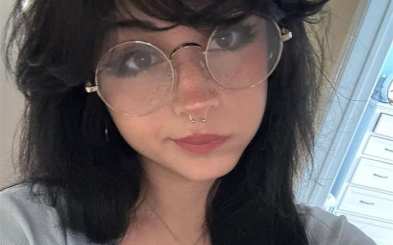 How Julzzess OnlyFans Builds Authentic Connections with Her Fans