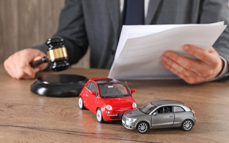 Liability and Negligence Evaluation by Car Accident Attorneys